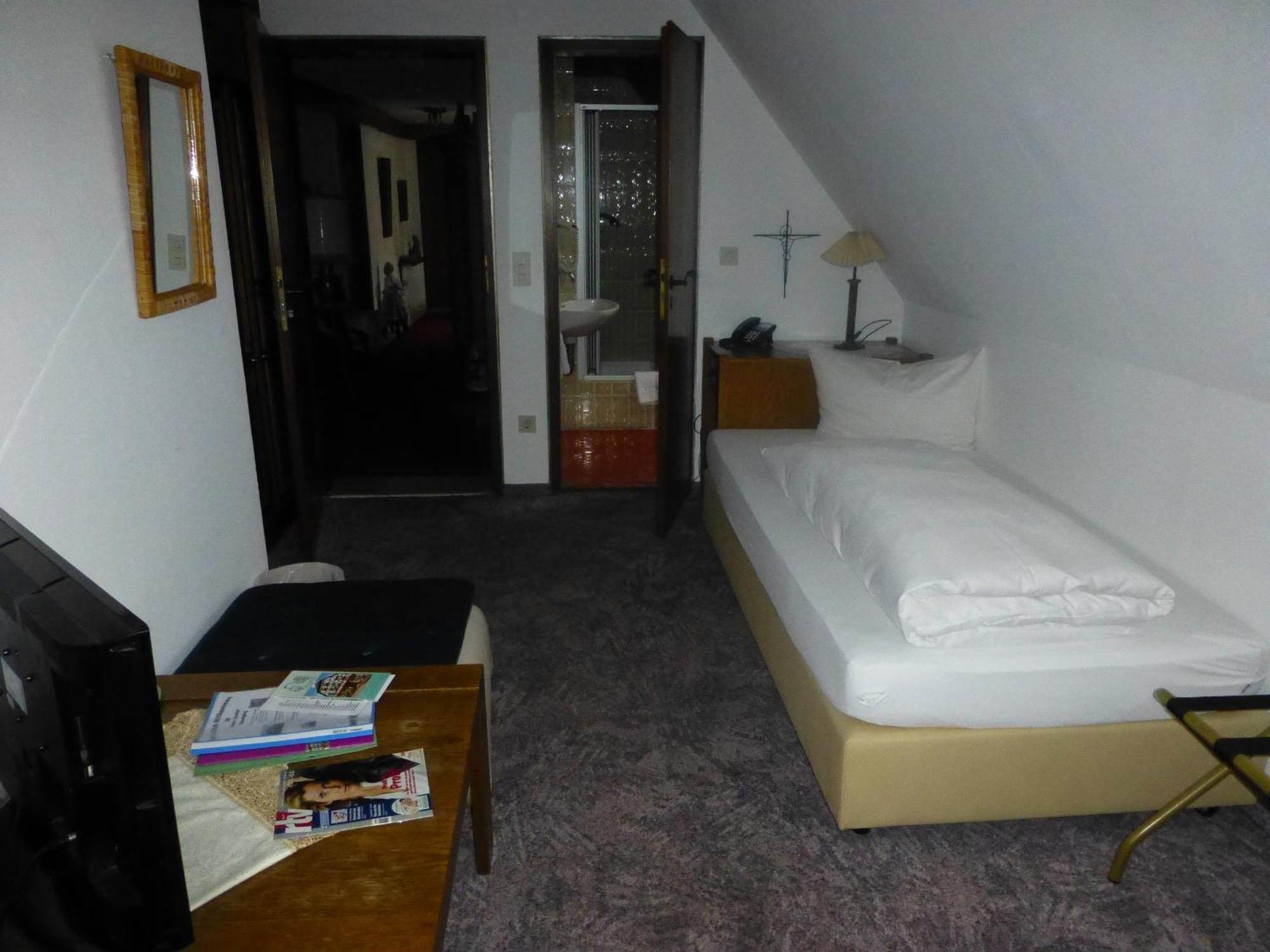 Resengoerg Hotel Ebermannstadt Quarto foto